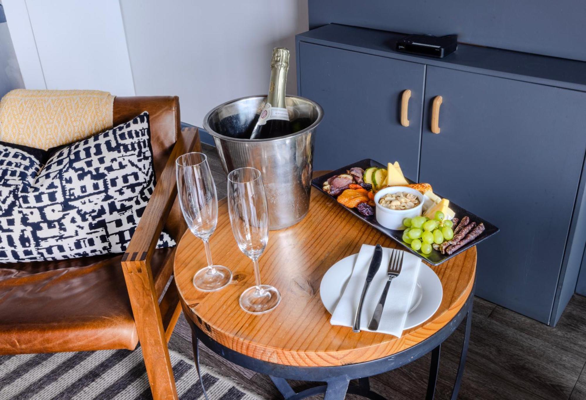 Cradle Boutique Hotel Lanseria Kültér fotó